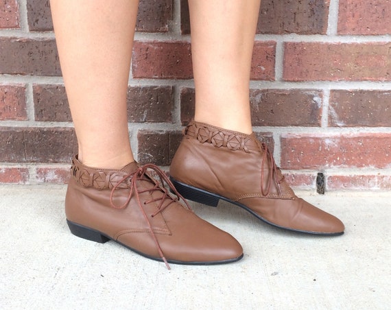 vintage 80s Brown WOVEN leather ANKLE BOOTS 7.5 la