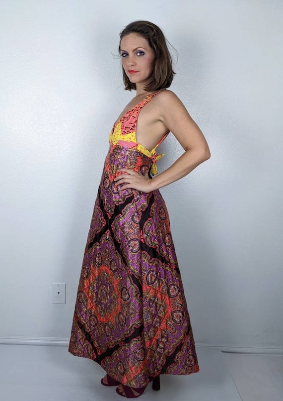 vintage 60s QUILTED mod Halter MAXI DRESS xs opul… - image 8