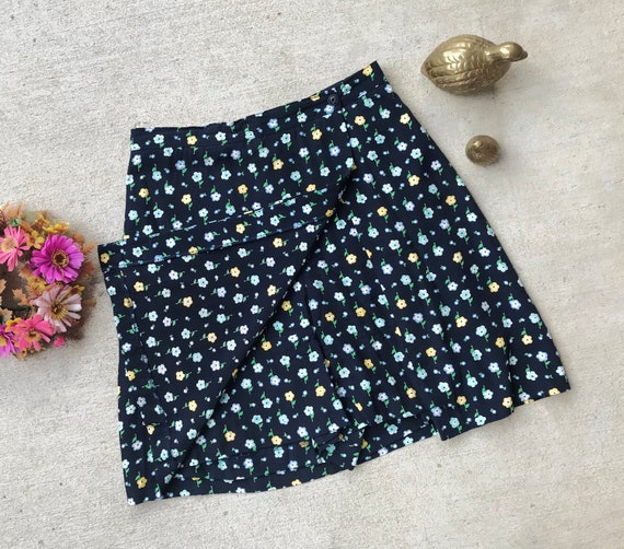 vintage 90s FLOWER POWER Navy Blue SKORT Med/Larg… - image 4