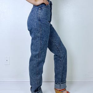 sz 24 vintage 80s HEART Acid Wash WRANGLER JEANS 25/xs tapered high waist mom jeans tall long western vintage Wrangler jeans rare med wash image 8