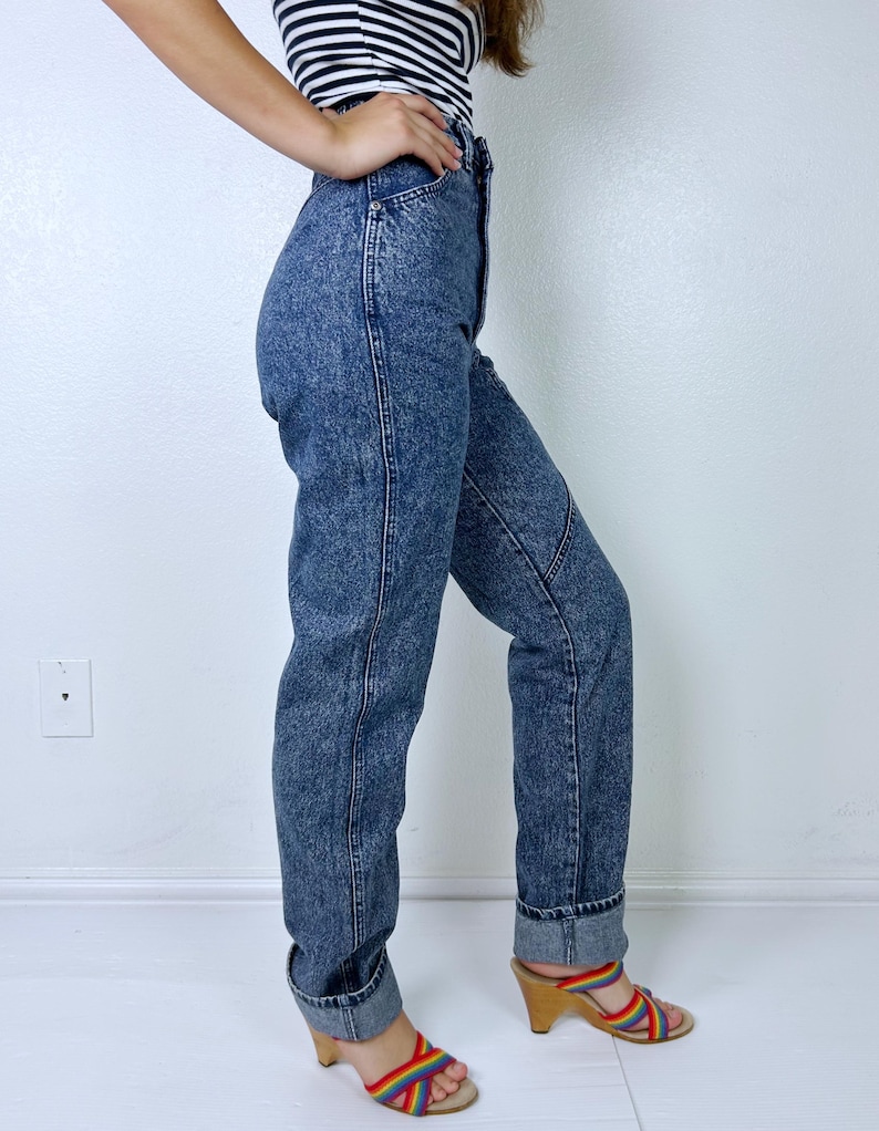 sz 24 vintage 80s HEART Acid Wash WRANGLER JEANS 25/xs tapered high waist mom jeans tall long western vintage Wrangler jeans rare med wash image 8