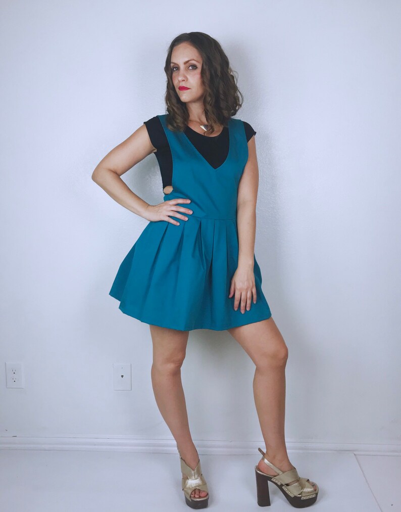 vintage 90s Turquoise PLEATED full skirt JUMPER mini dress Medium schoolgirl babydoll vintage 90s grunge dress overall dress pinafore dolly