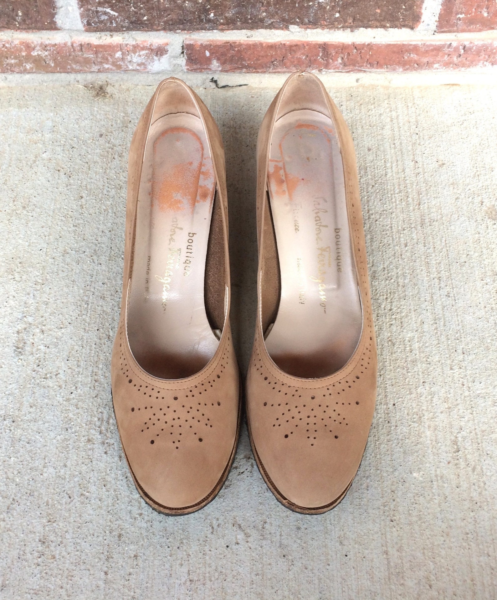 ferragamo wingtips