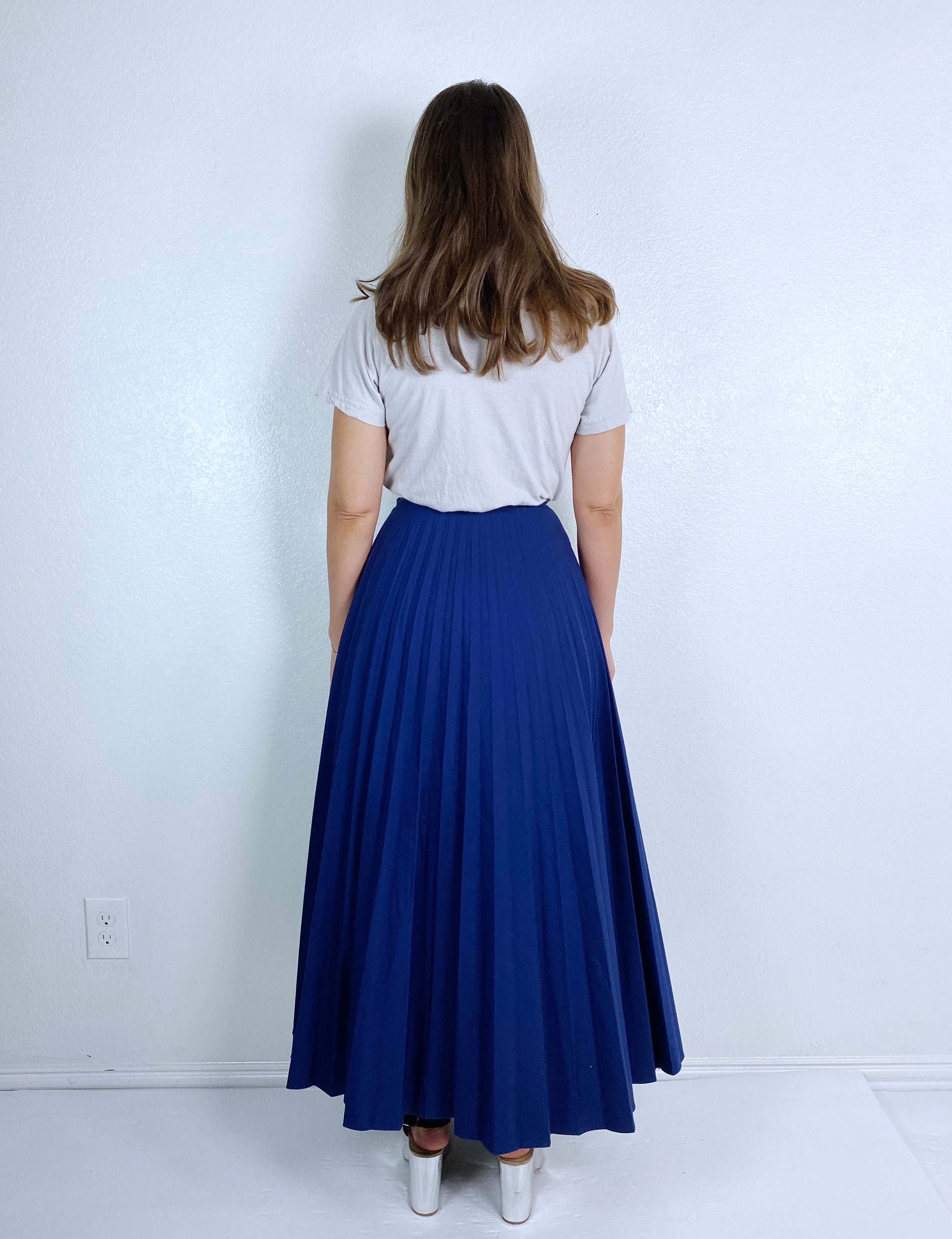 Vintage 70s Navy BLUE High Waisted PLEATED Maxi SKIRT Xxs xs Full Sweep Retro Disco Secretary 70s Full Skirt High Waist Knife Pleats Cotton Etsy Canada