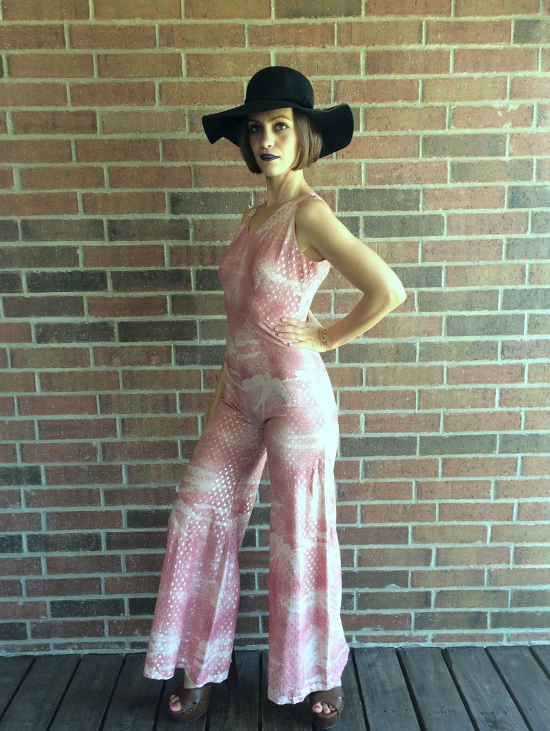 vtg 70s Dusty Pink BIRD PRINT silver metallic Bellbottom JUMPSUIT xss disco pantsuit glam avant garde boho hippie festival romper playsuit