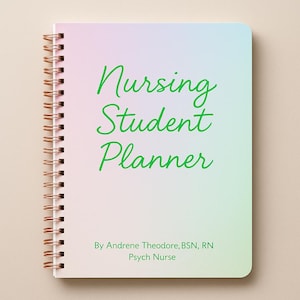Może przedstawiać: Spiralny notatnik z gradientową okładką w odcieniach różu, zieleni i błękitu. Zielonym skryptem napisano "Nursing Student Planner". Poniżej znajduje się imię i nazwisko autora oraz jego kwalifikacje.