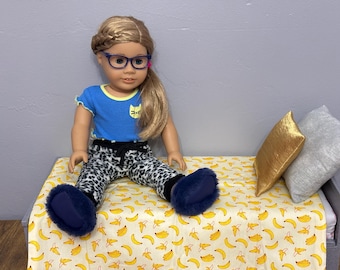 Banana Handmade Reversible 18” American Girl Doll Bedding Set with Pillows.