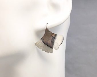 Textured Sterling Silver Hook Ginkgo Leaf Earrings (MX-11001-006)