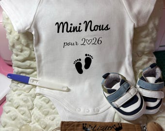 Pregnancy announcement bodies