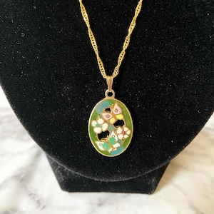 Vintage pink green floral butterflies oval cloisonné enamel necklace
