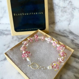 Pink & clear floral lampwork glass bracelet
