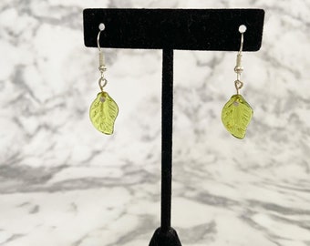 Green leaf glass earrings