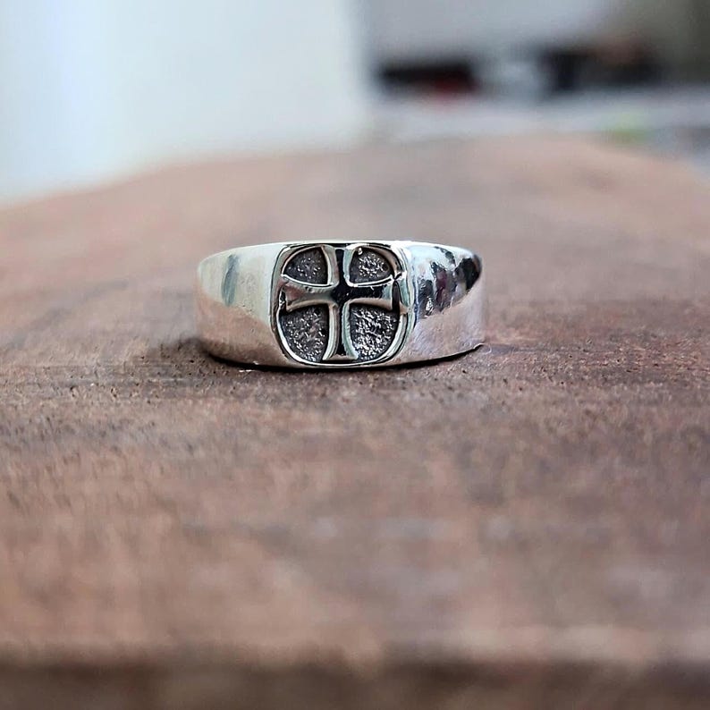 James Avery Sterling Silver Wide Cross Ring: Religious Boho Jewelry - Etsy
