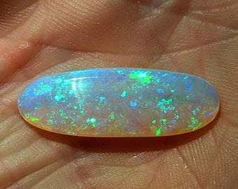 Coober Pedy Opal - 9.1 CT - 28.3 x 9.7 mm - Australia - Natural