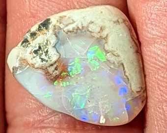 Spencer Idaho Opal - 9 Ct - Solid - White Body Color