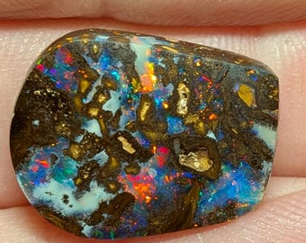 Boulder Opal - 20 Ct.  Koroit, Australia - Gemmy Reds