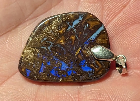 34.5 Ct Boulder Opal Pendant - Koroit; Australia - Sterling Silver Bail -  35 x 28 mm