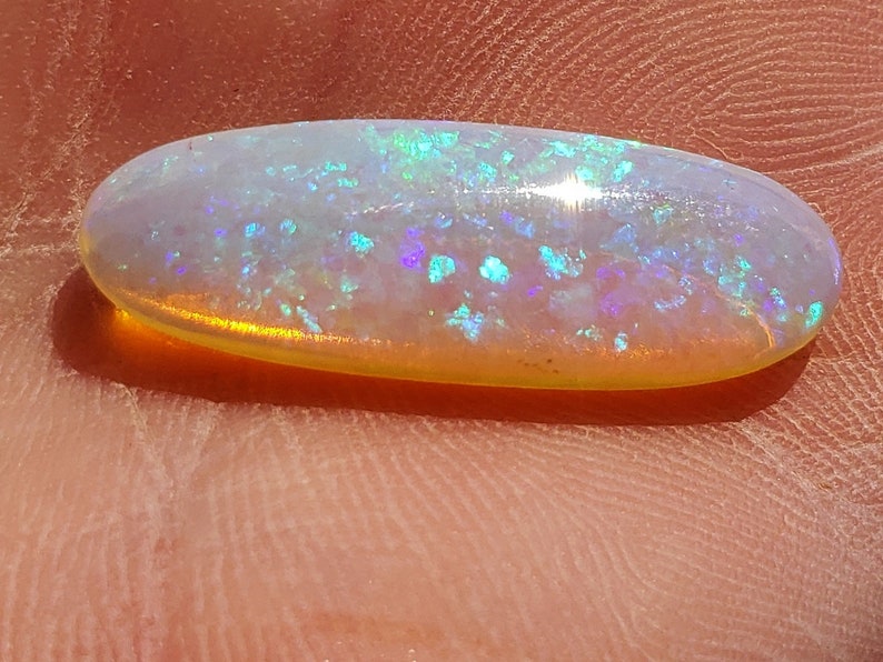 9.1 Ct. Coober Pedy Opal 28.3 x 9.7 mm Australia Natural image 4