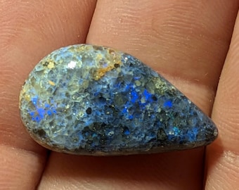 Louisiana Opal - 12.2 Ct - 24.3 x 13.3 mm - Rare Material!