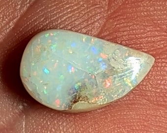 Spencer Idaho Opal - 4.4 Ct - Solid - White Body Color