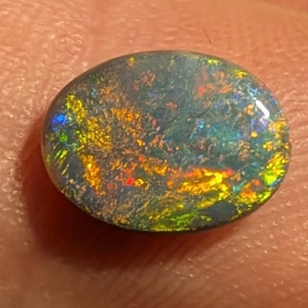 Lightning Ridge Opal - 1.5 Ct. - 9.7 x 7.1 mm - Australia - Natural