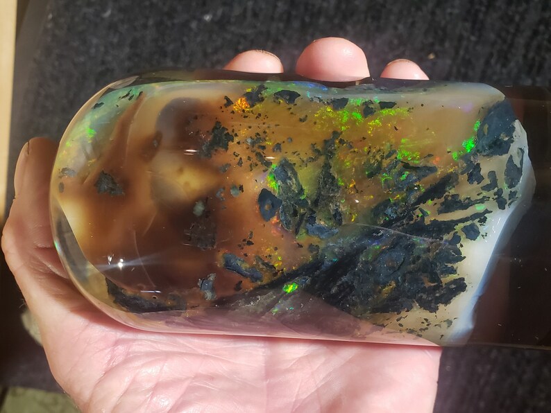 Virgin Valley Nevada Opal 405 GRAMS. Wet With Glass Dome | Etsy