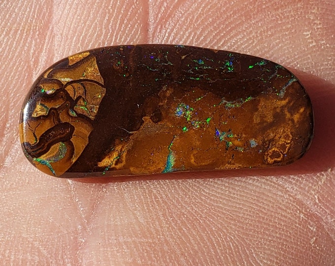 15.5 Ct. Boulder Opal - Koroit, Australia - 29 X 12.7 mm