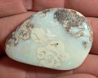 Spencer Idaho Opal - Polished Specimen - 95 Ct -  - White Body Color