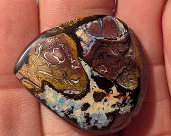Boulder Matrix Opal - 55 Ct. - 32.6 x 27.8 mm - Koroit, Australia
