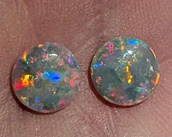 Two Lightning Ridge Australian Opals - 2.45 Ct - 8.2 And 8.4 mm - Natural - Dark Crystal