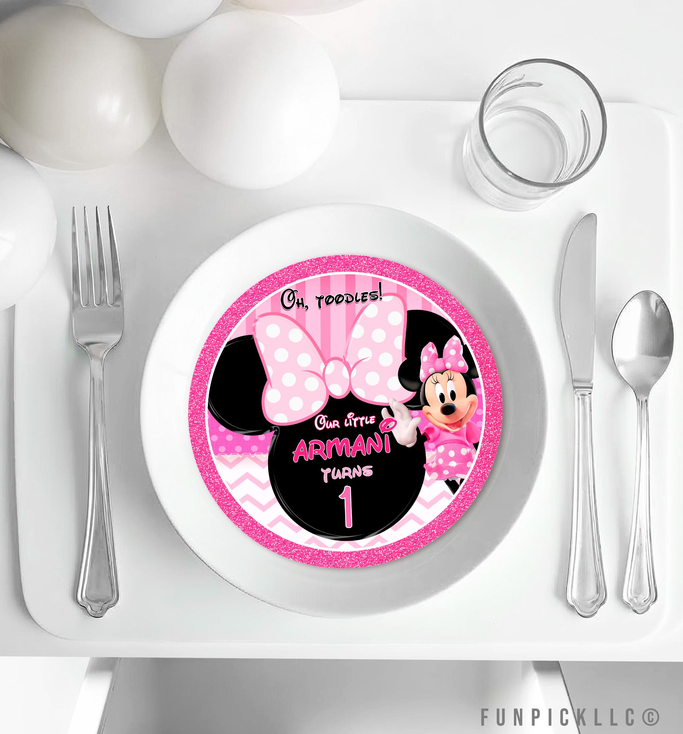 Minnie Mouse 1st Birthday Plates - 9 Inch, 8 Count, "Fun To Be One!" Party Supplies