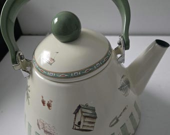RESERVED for L ----- Picquot Ware K3 Kettle, Mid Century Modernist