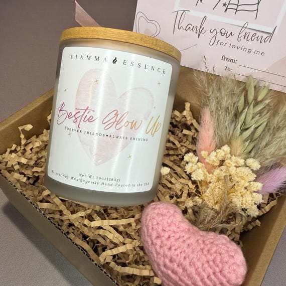 Bestie Glow Up – Valentine’s Day  Gift Candle | Sweet Sugary Scent | Vegan & Hand-Poured | Gift for friend | Best friend Gift