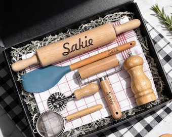 Personalized Rolling Pin Set, Engraved Baking Utensil Set, Solid Wood Baking Tool, Spatula, Handmade Spice Grinder, Home Kitchen Decor