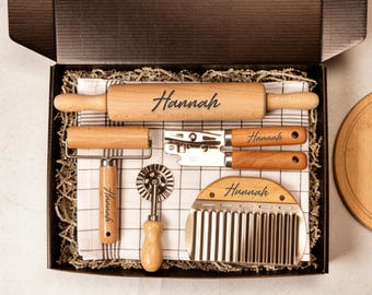 Personalized Beechwood Baking Gift Box, Engraved Hand Rolling Pin and Dough Cutter, Birthday Gift  Baking enthusiasts, Gift for Grandma