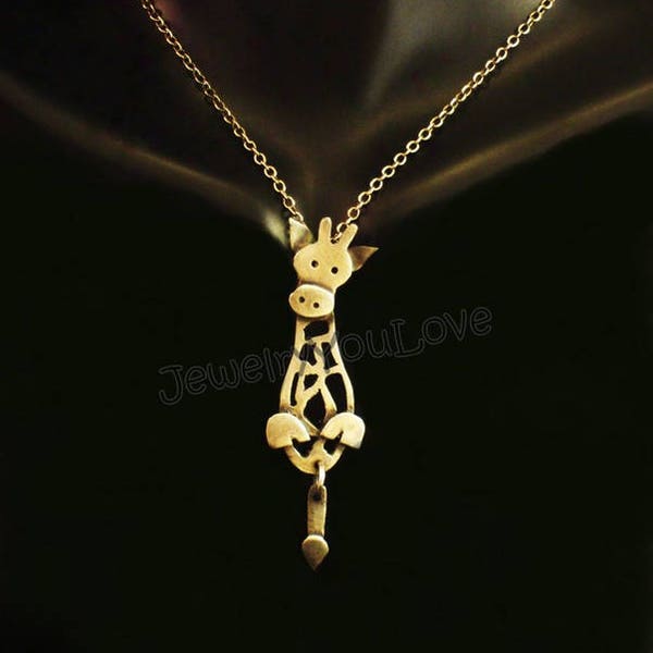 Giraffe Necklace / Sterling Silver Wild / Zoo Animal Giraffe Necklace - Gilbert