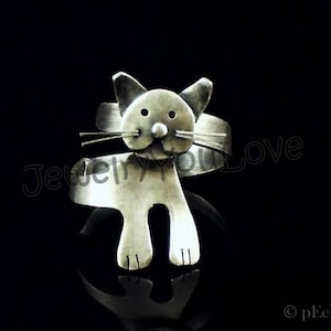 Cat Ring / Sterling Silver Pet Cat Ring -  Biscuit