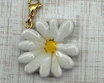 Daisy Charm Keychain | Reputation Era Inspired Bag Charm | Eras Music Keychain Charm | Swiftie Gift