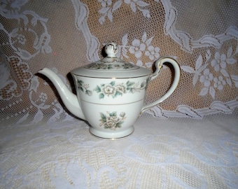 Rare NORITAKE Laurette TEA POT 5047 Floral green