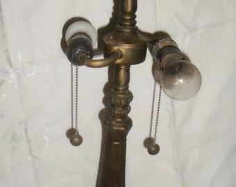 Nice Old Tiffany style Bronze/Brass double chain table lamp no shade