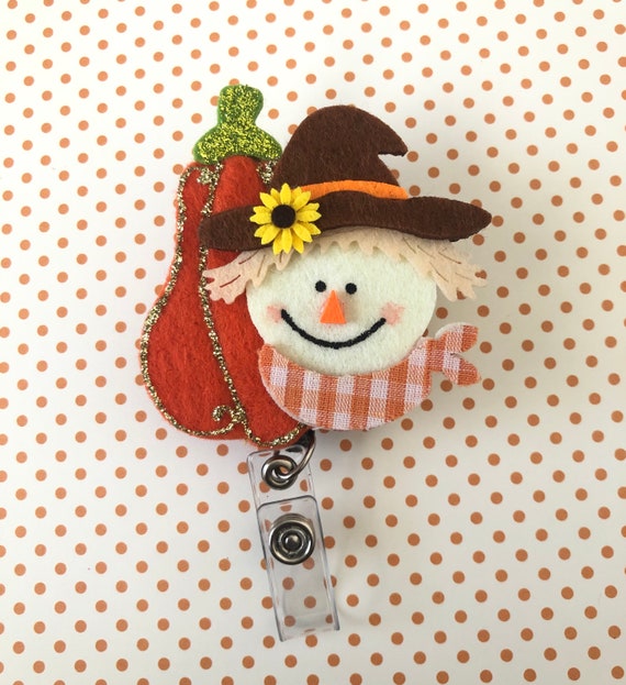 Scarecrow Pumpkin Badge Reel, ID Badge Holder, Fall Badge Reel, Felt Scarecrow, Felt Pumpkin, Fall Theme Badge Reels Il_570xn