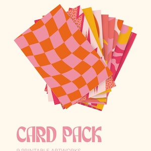 Op de afbeelding: Een stapel kleurrijke kaarten met verschillende ontwerpen, waaronder een roze en oranje dambordpatroon. Andere kaarten hebben abstracte vormen en patronen in roze, oranje en gele tinten. De tekst "CARD PACK" en "9 PRINTABLE ARTWORKS" staat eronder.