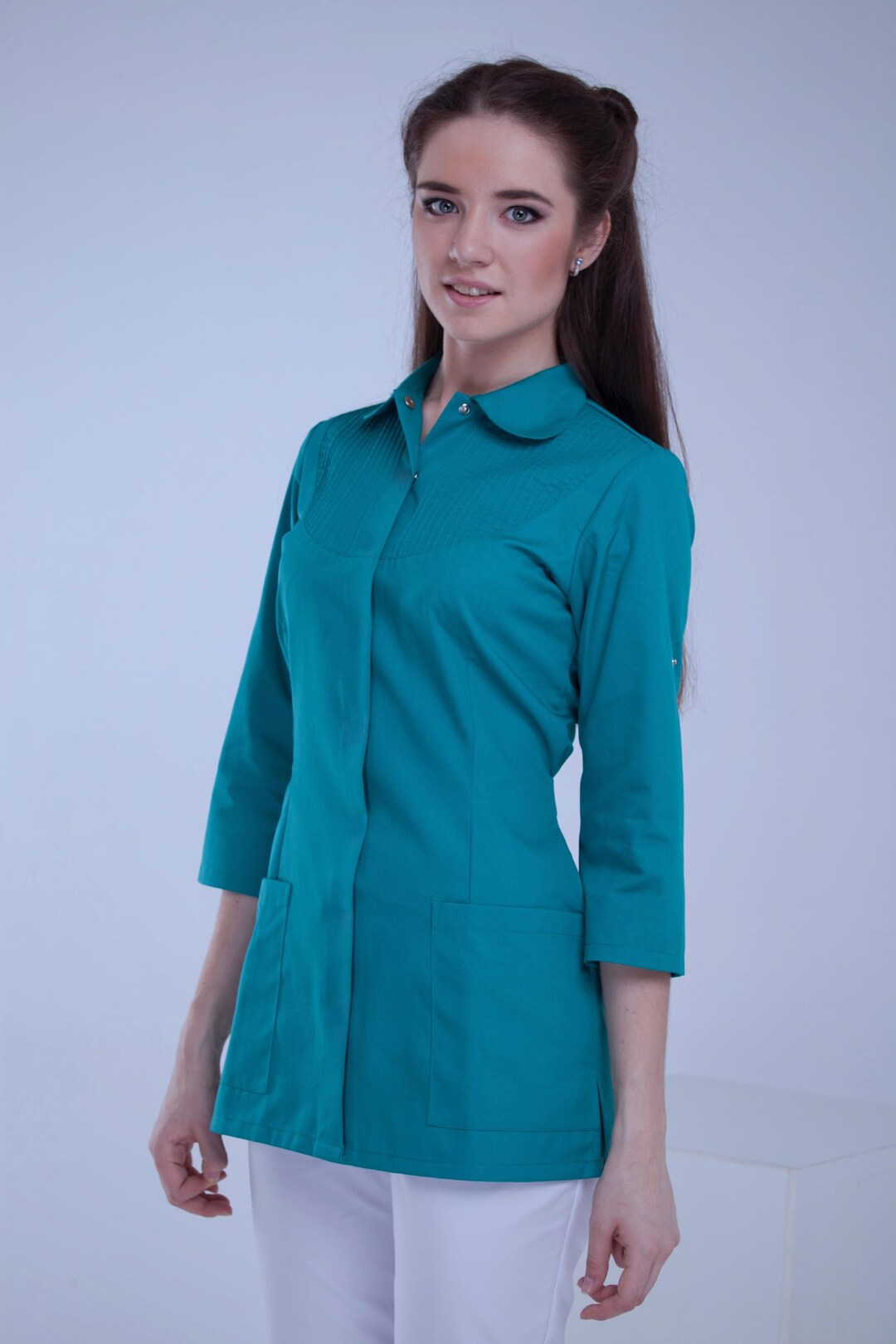 Esthetician Work Jacket With Pockets, Beauty Tunic for Spa Therapist ...