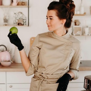 Veste de chef femme| Plan de travail de cuisine sur mesure | Tenue de studio culinaire pour boulangerie
