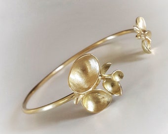 18k Gold Cuff Bracelet, Floral Gold Bracelet, Fine Jewelry Bracelet, Botanical Jewelry, Gold Bangle Bracelet, Unique Gold Cuff