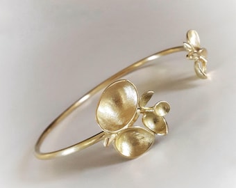 18k Gold Floral Cuff Bracelet, Handmade Botanical Bangle