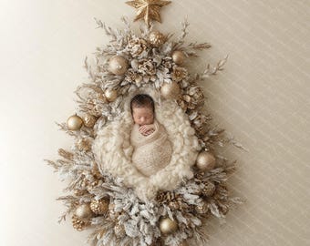 Newborn Christmas Tree Digital Backdrop - Gold Ornament Holiday Composite - Baby Photography - Winter Baby Background