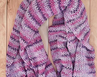 Handgemaakte gebreide sjaal – roze-paars bonte katoen-acrylmix, franje