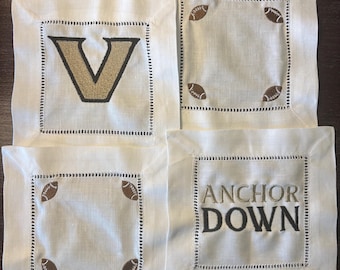 Servilletas de cóctel de lino con motivos de fútbol de Vanderbilt
