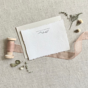 Handgeschöpftes Papier, Personalisierte Notizkarte, Torn Edge Karten, Büttenpapier, Kartenset, 10 flache 4x6 Karten mit Umschlag